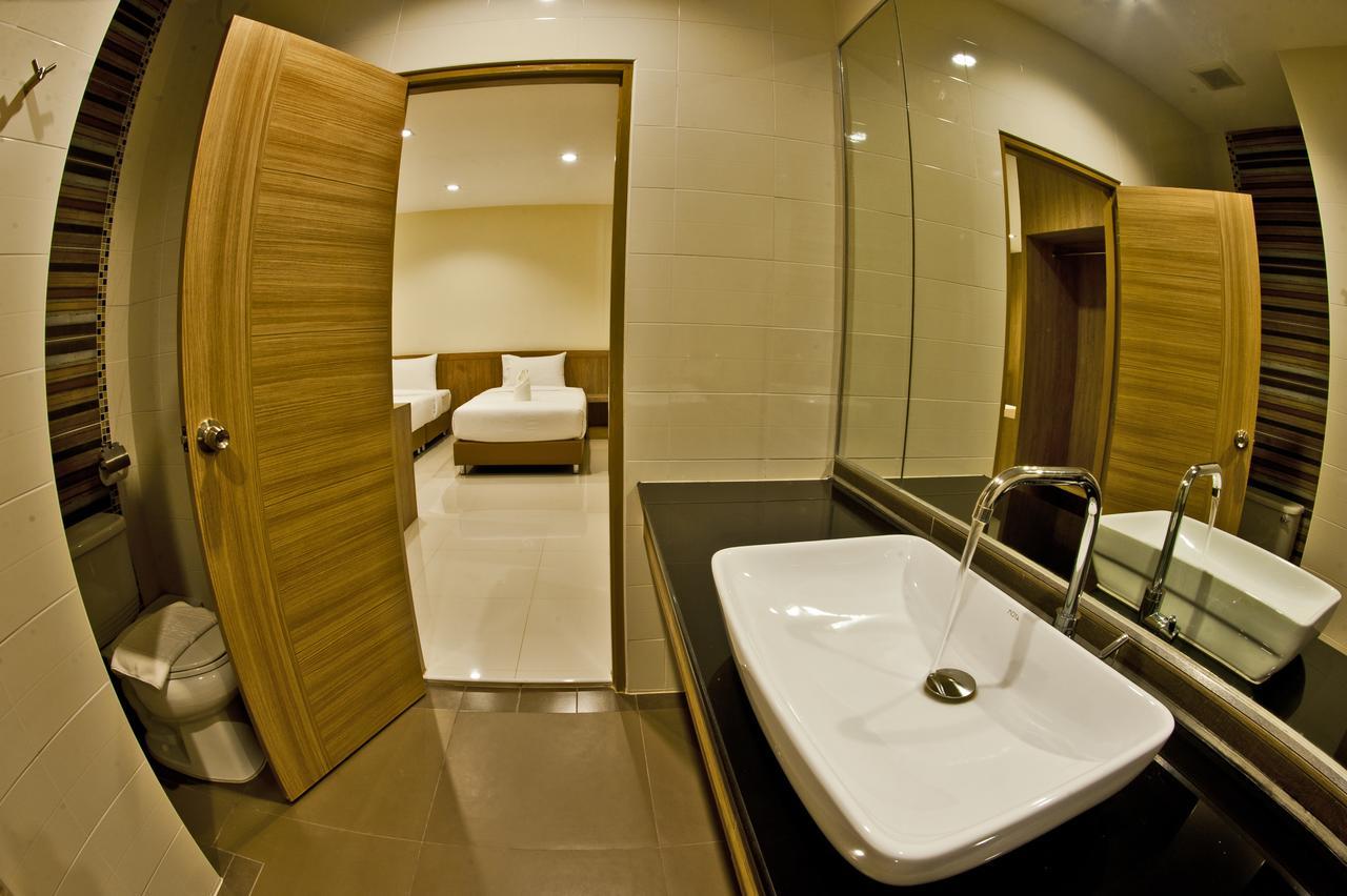 Omg Hotel Khon Kaen Exteriör bild