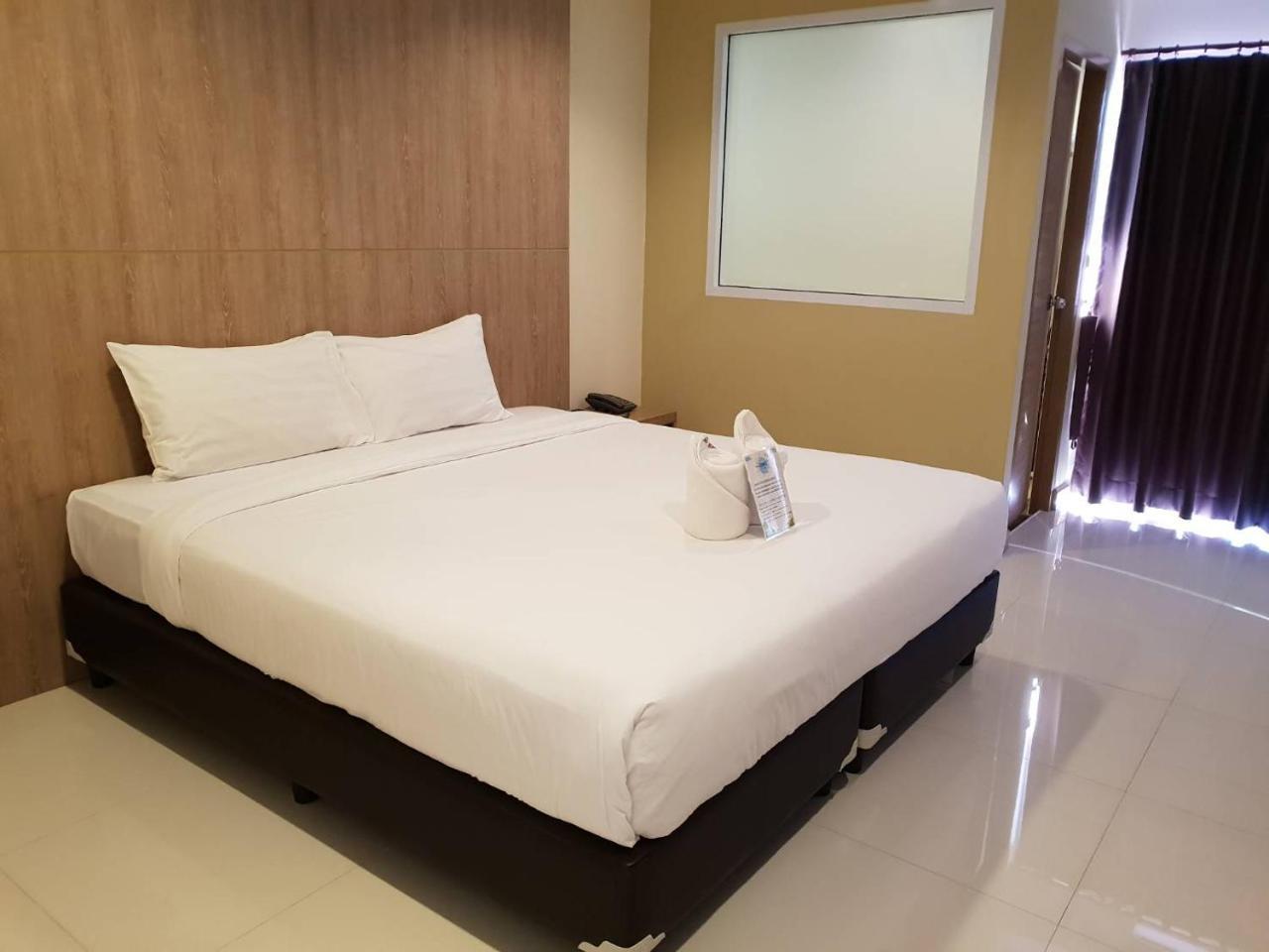 Omg Hotel Khon Kaen Exteriör bild